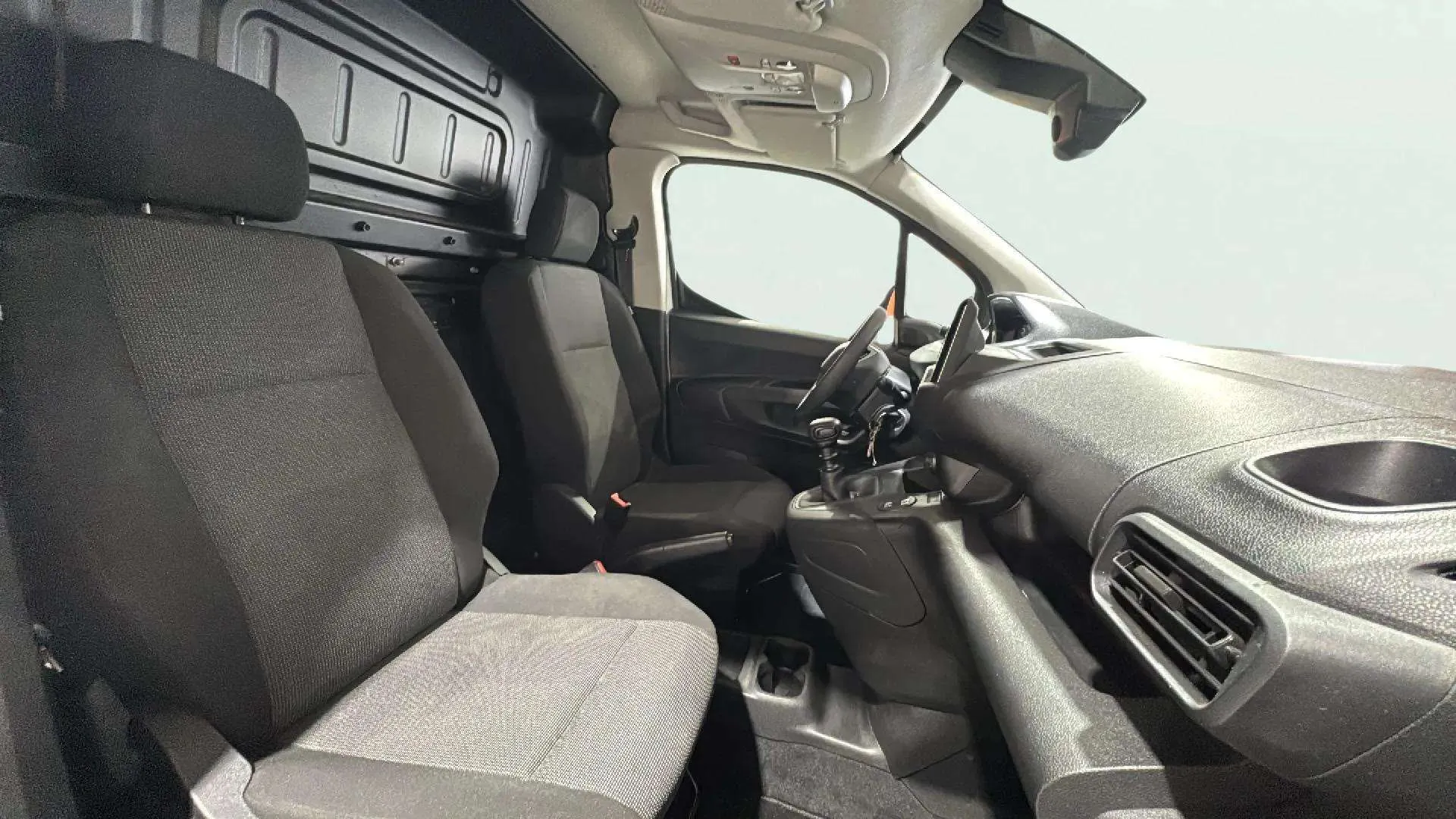 Peugeot Partner Partnet 2022 - foto 18