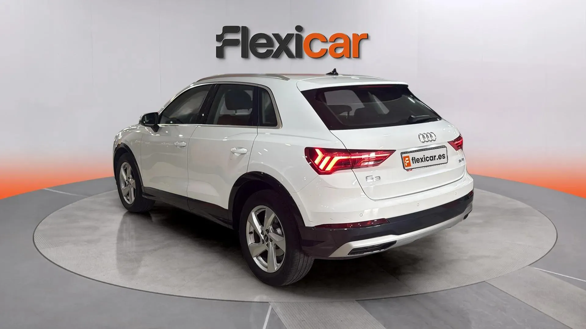 Audi Q3 35 TDI S tronic - foto 5