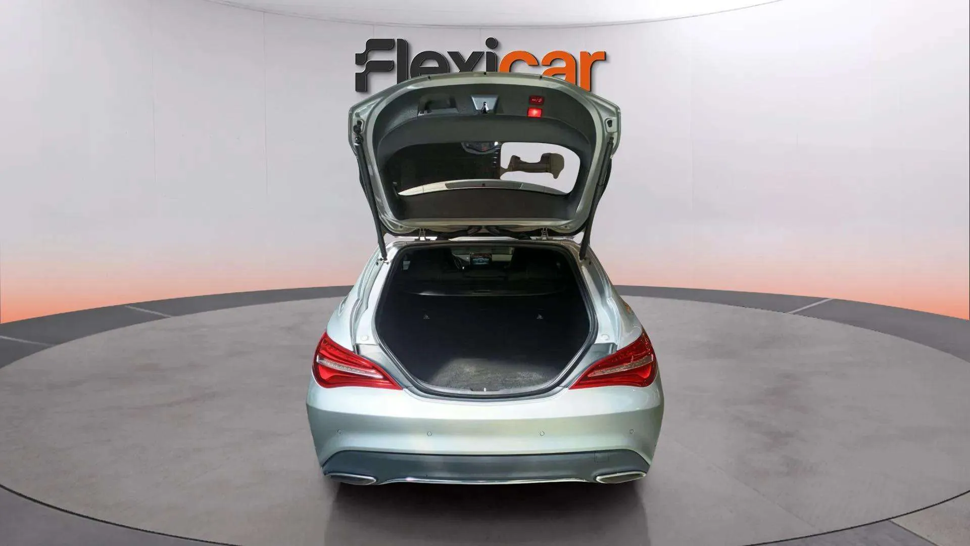 Mercedes-Benz CLA 200 d Shooting Brake - foto 15