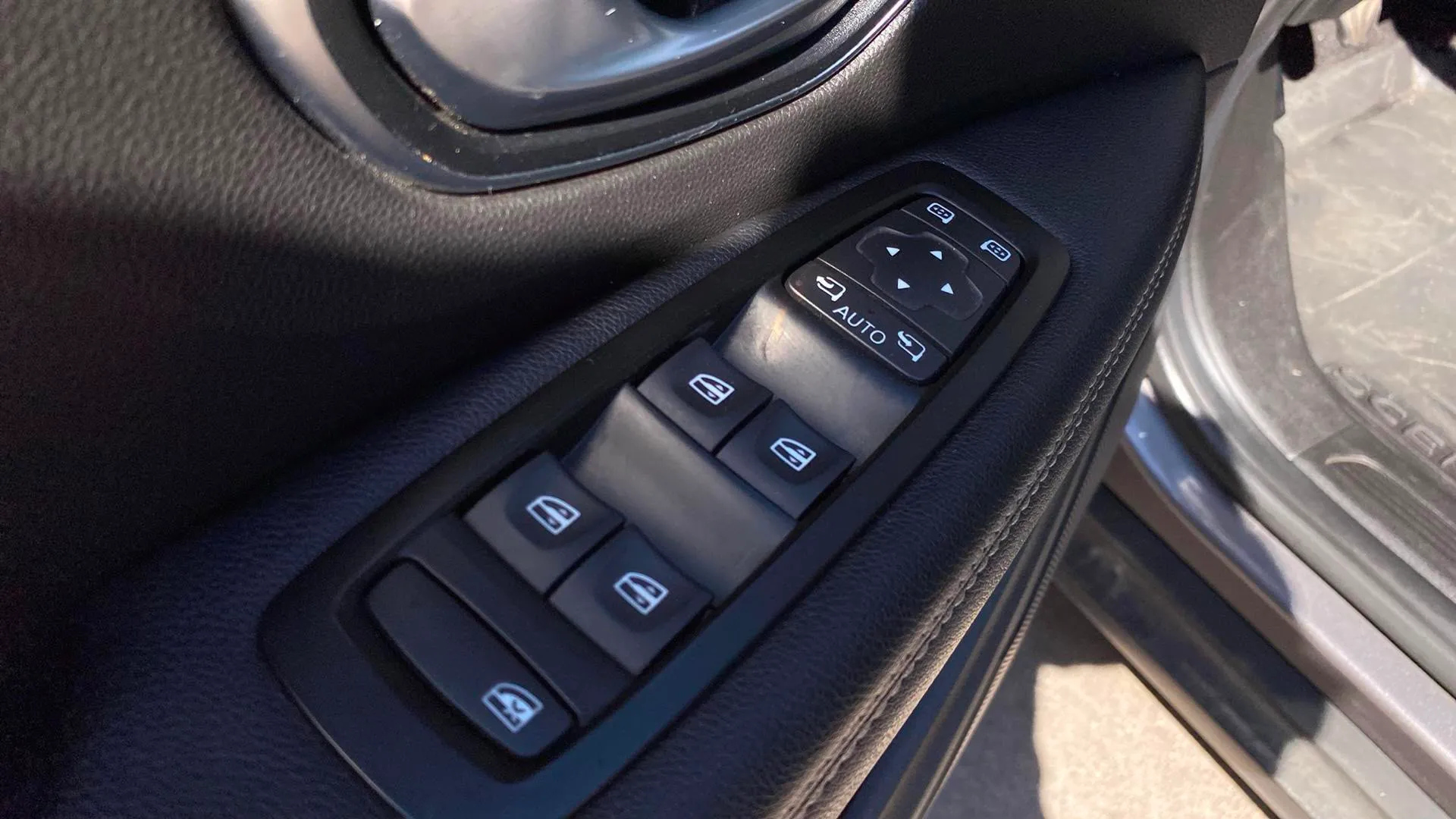 Renault Grand Scénic Zen TCe GPF - foto 17