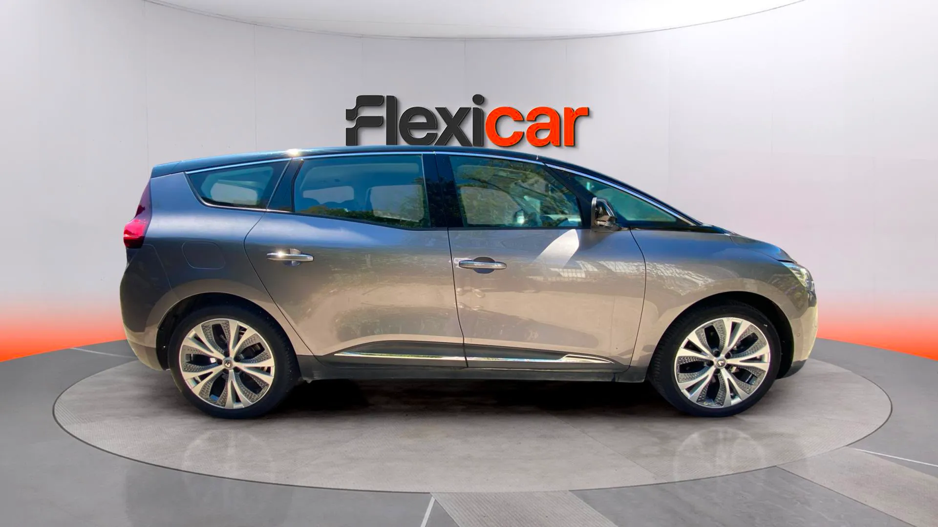 Renault Grand Scénic Zen TCe GPF - foto 32