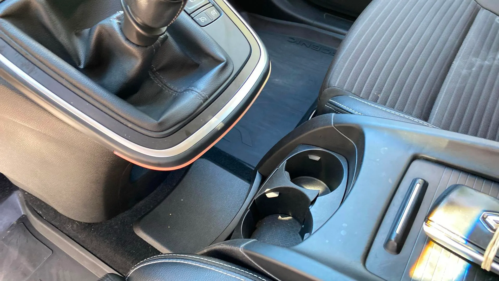 Renault Grand Scénic Zen TCe GPF - foto 16