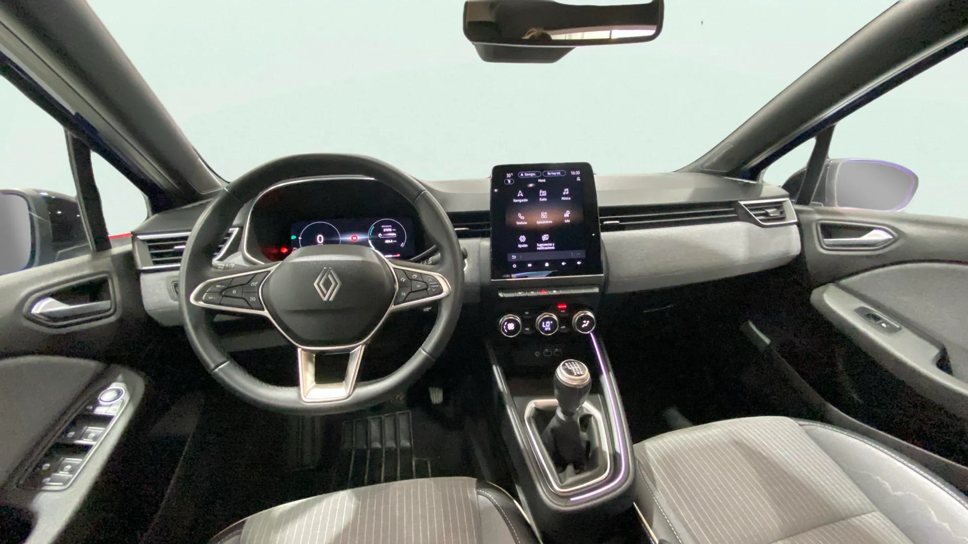 Renault Clio Techno TCe 90 - foto 16