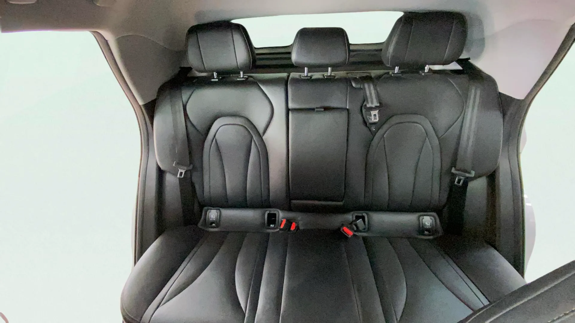Omoda 5 1.6 T-GDi DCT Comfort - foto 11