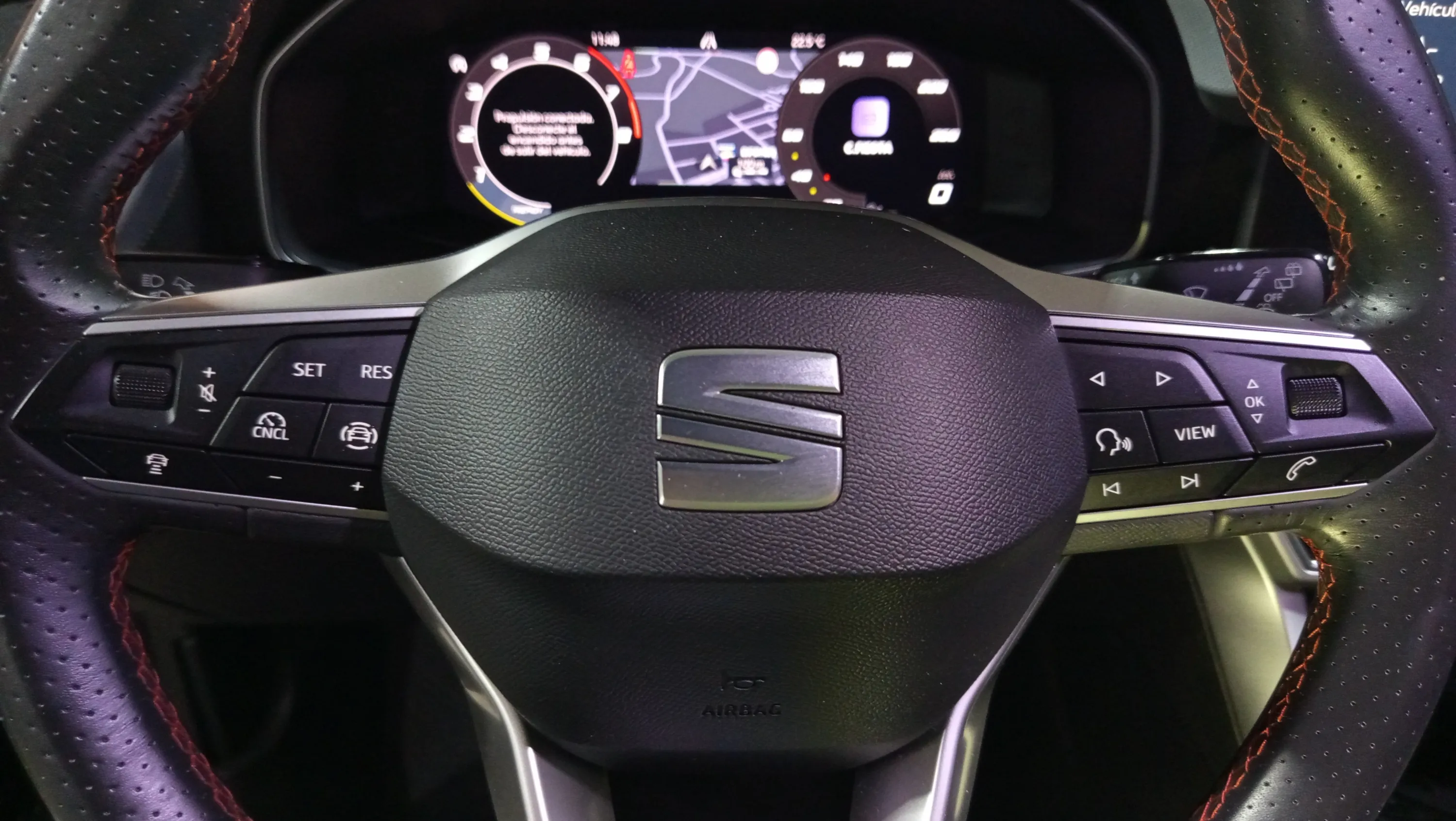 SEAT León 1.5 TSI FR 75 Aniversario - foto 23