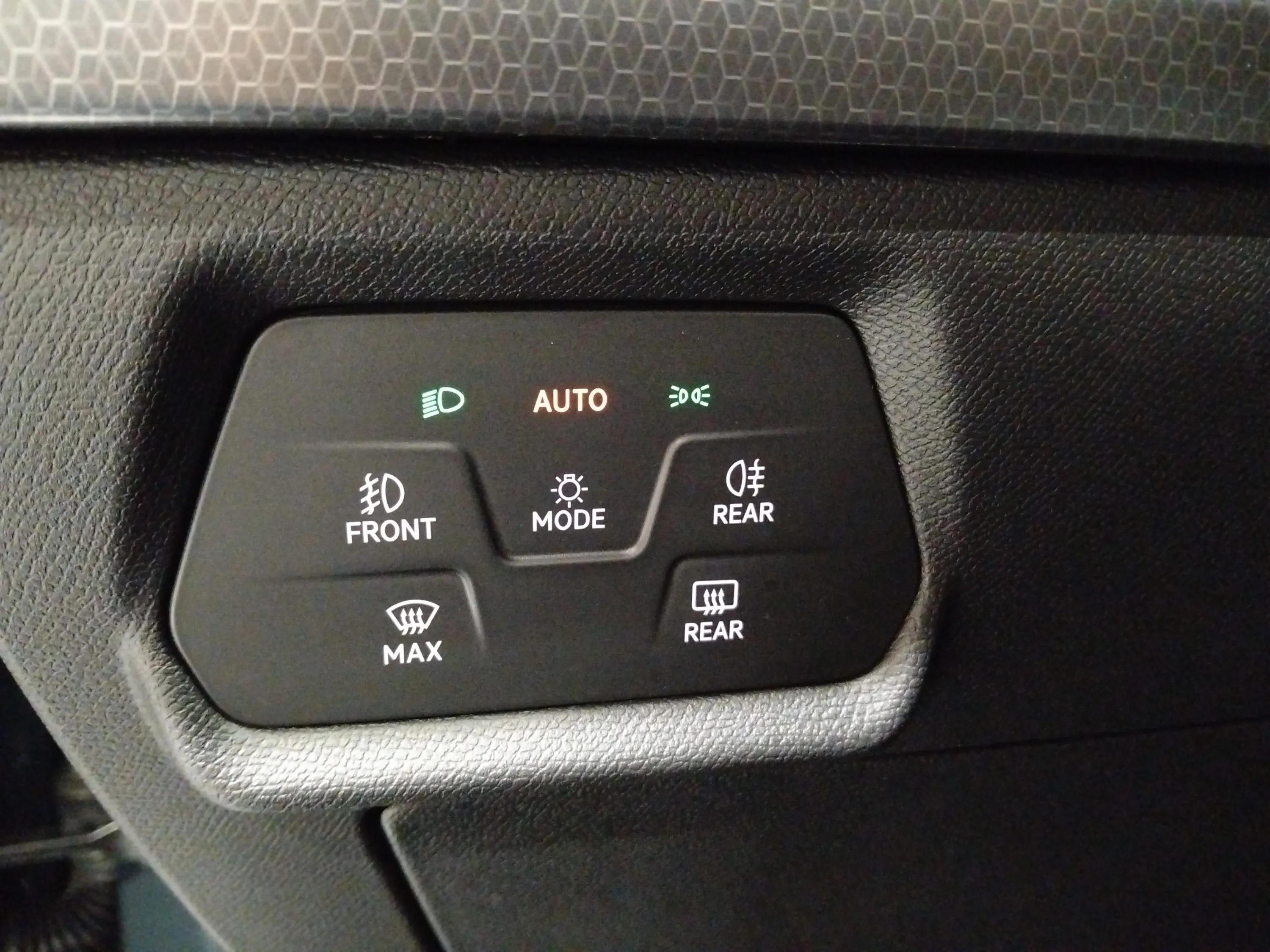 SEAT León SP 1.5 eTSI DSG-7 Style XS - foto 25