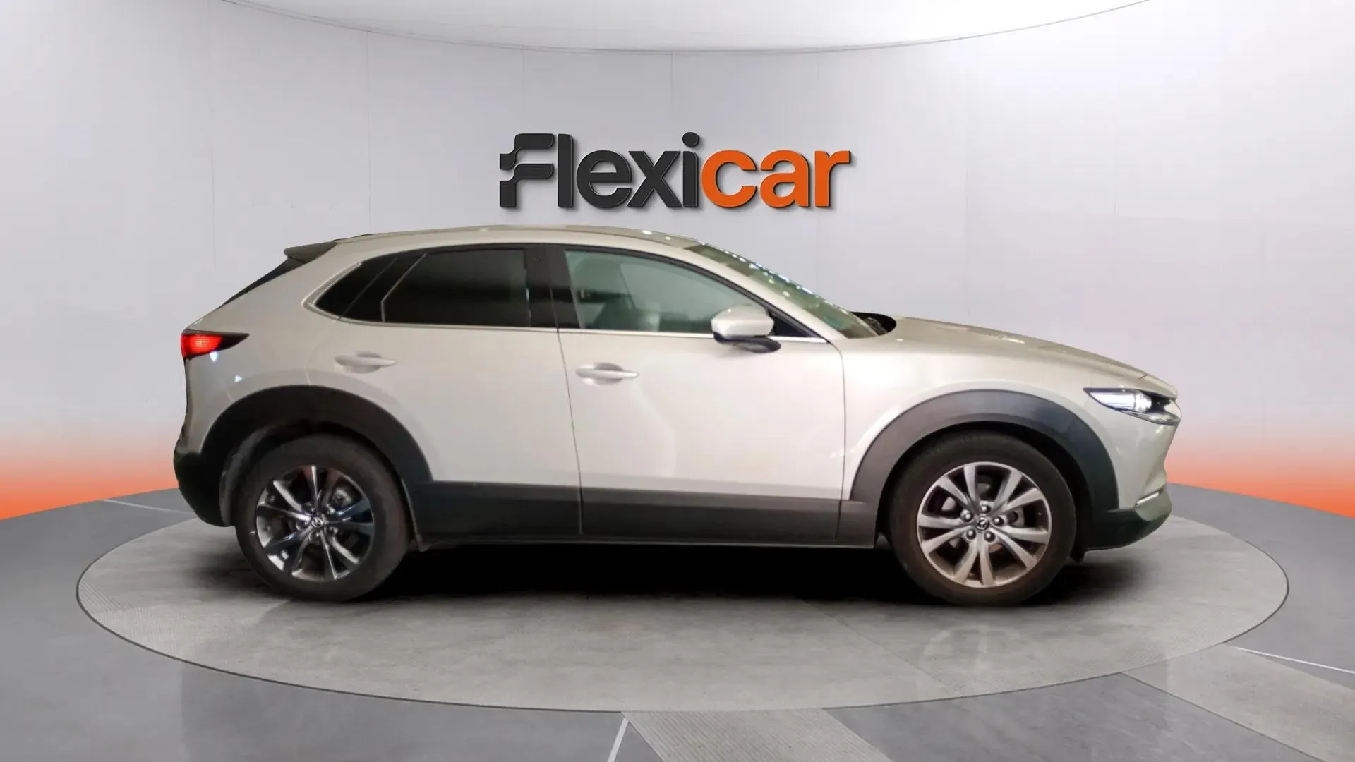 Mazda CX-30 e-SKYACTIV-X 2.0 Zenith - foto 3