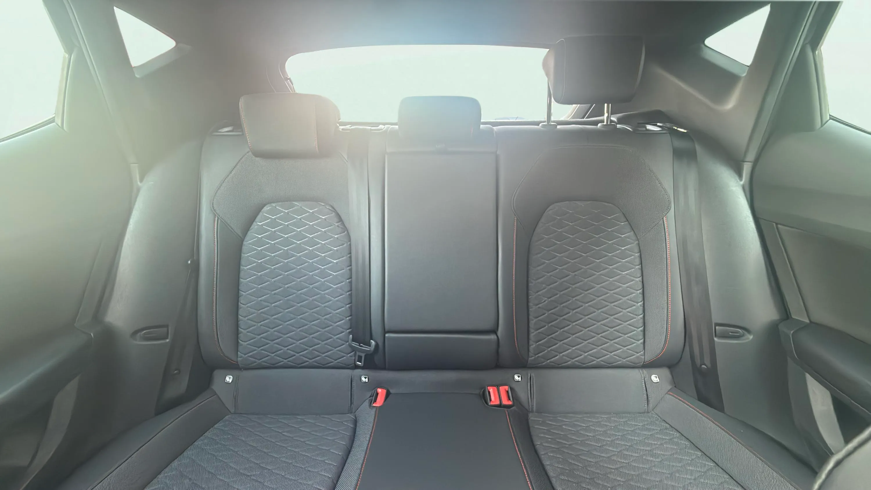 SEAT León 1.5 TSI FR 75 Aniversario - foto 18