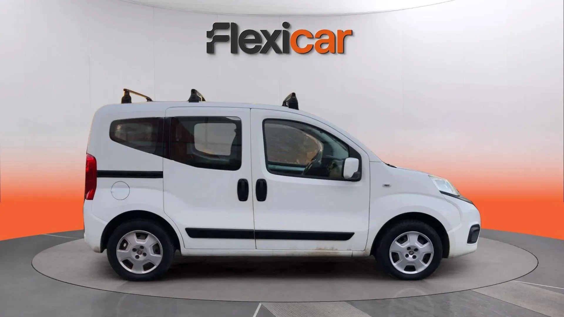 Fiat Qubo Dynamic 1.3 MultiJet 80 E6 - foto 3