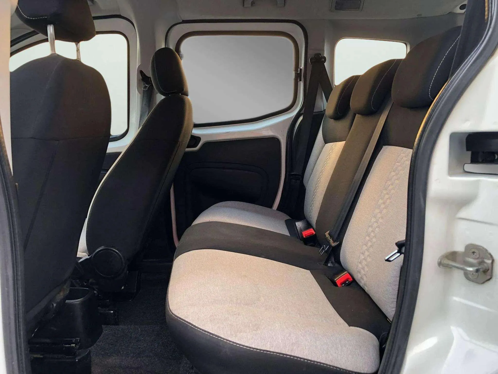 Fiat Qubo Dynamic 1.3 MultiJet 80 E6 - foto 7