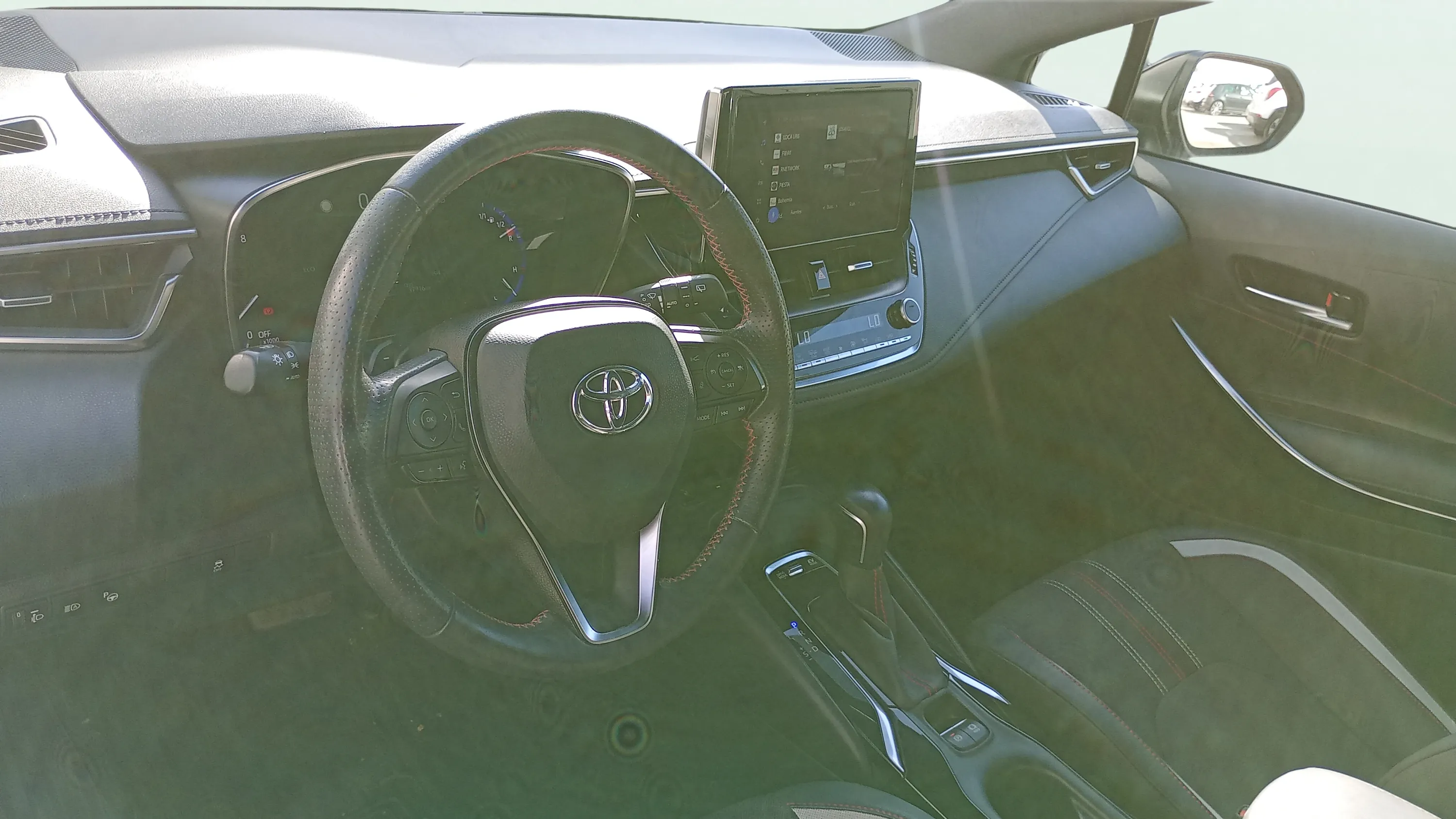 Toyota Corolla 140H GR-Sport - foto 7