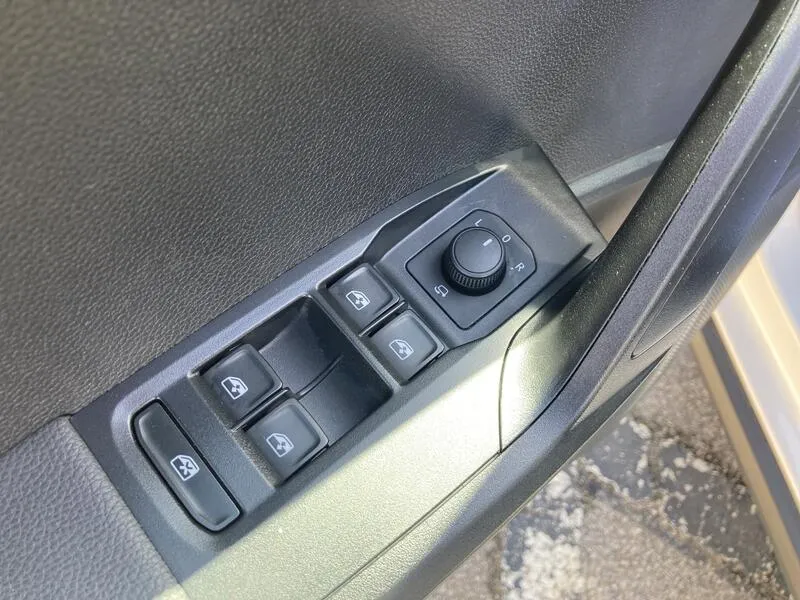 SEAT Arona 1.0 TSI Style XL - foto 27