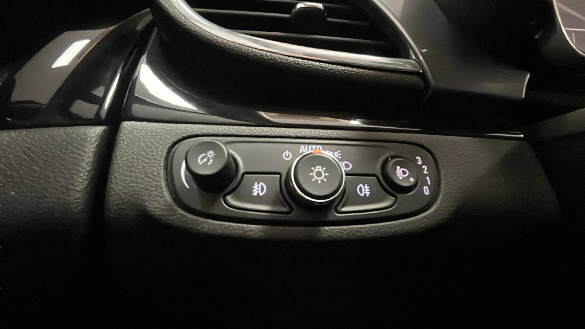 Opel Mokka 1.4 T 4x2 Selective - foto 29