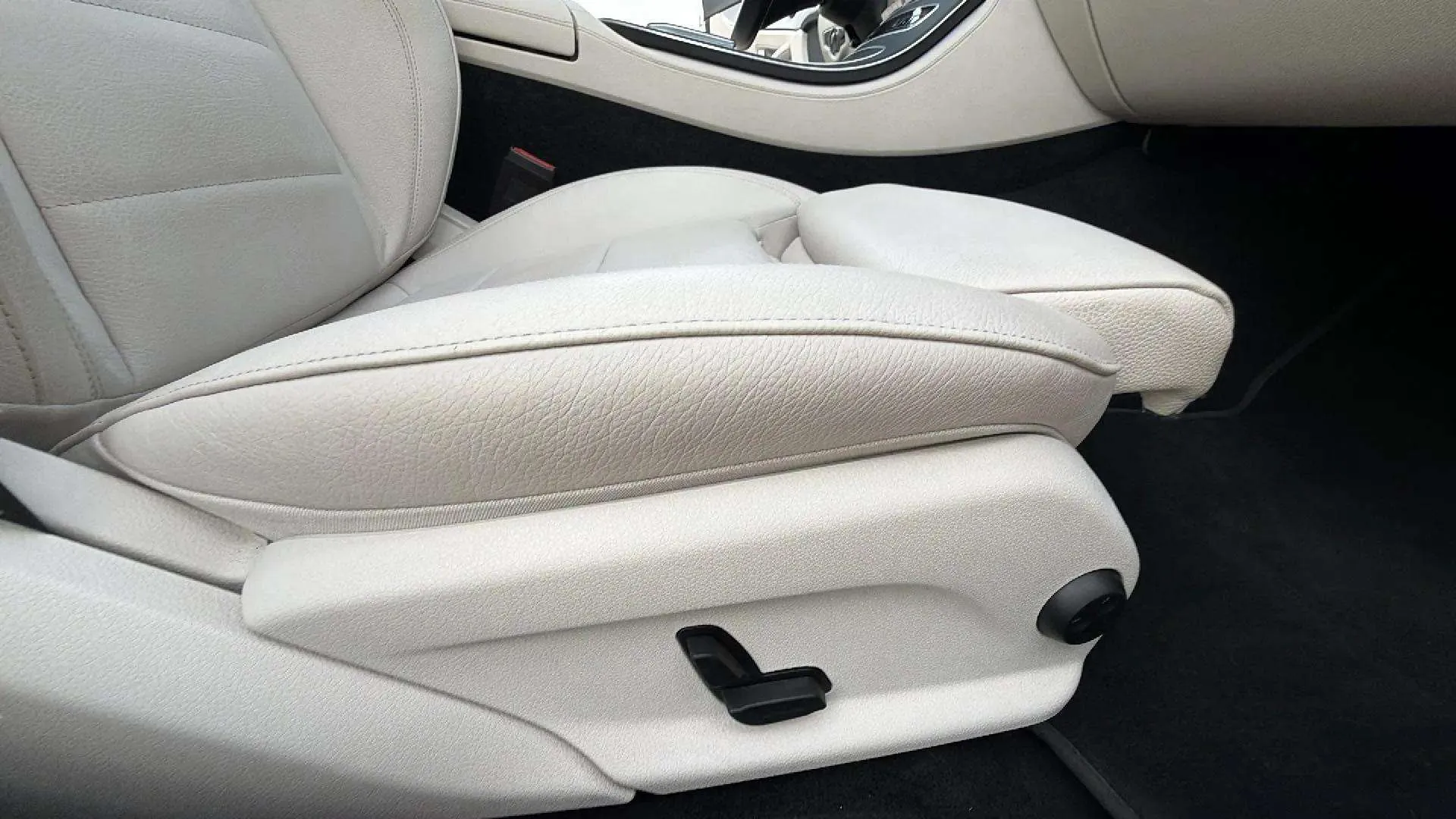 Mercedes-Benz Clase E E 220 d - foto 27