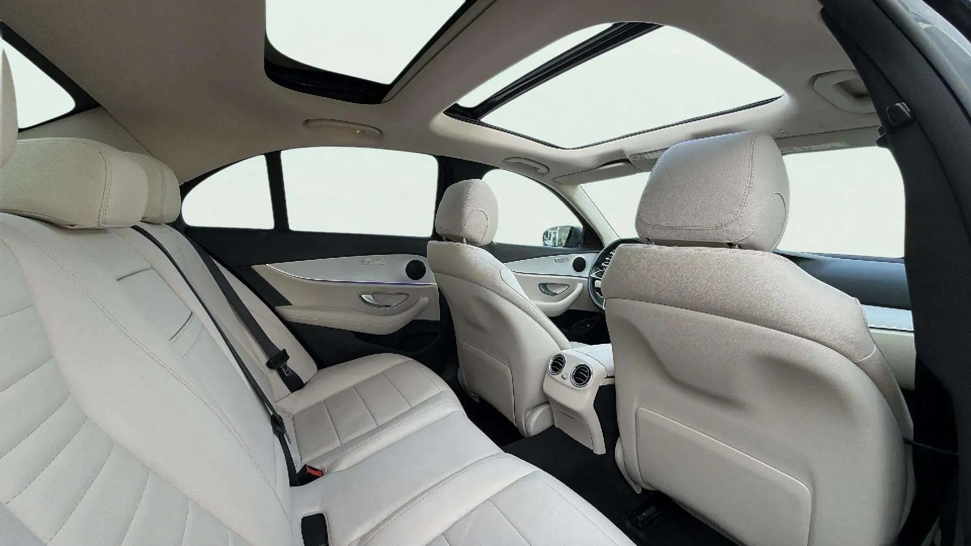 Mercedes-Benz Clase E E 220 d - foto 13