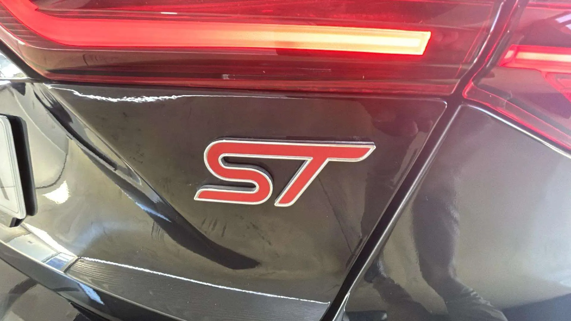 Ford Focus ST Edition 2.3 EcoBoost - foto 37