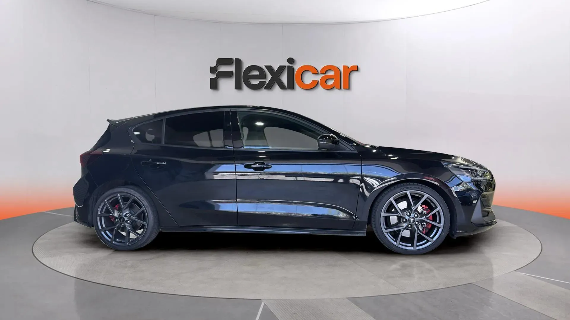 Ford Focus ST Edition 2.3 EcoBoost - foto 18