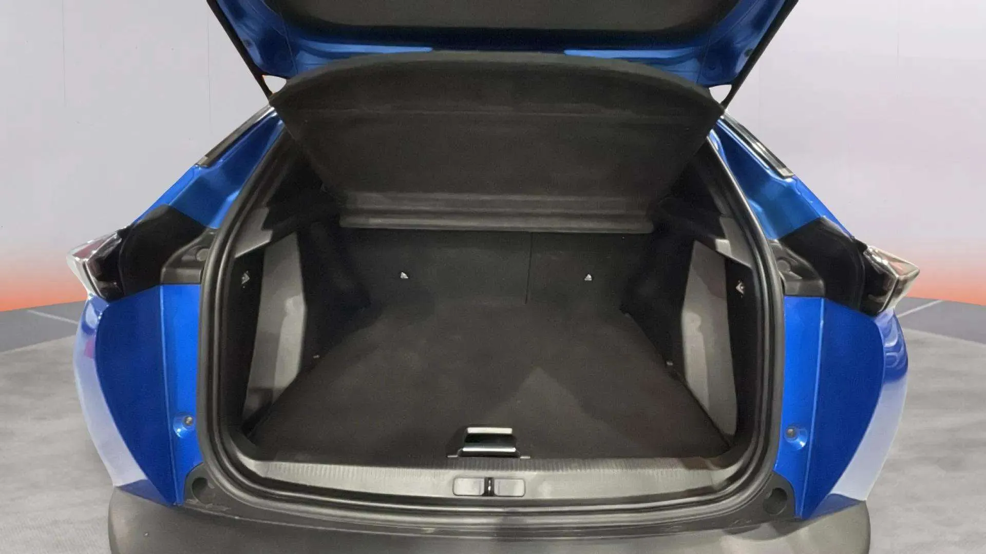 Peugeot 2008 GT PureTech 130 - foto 8