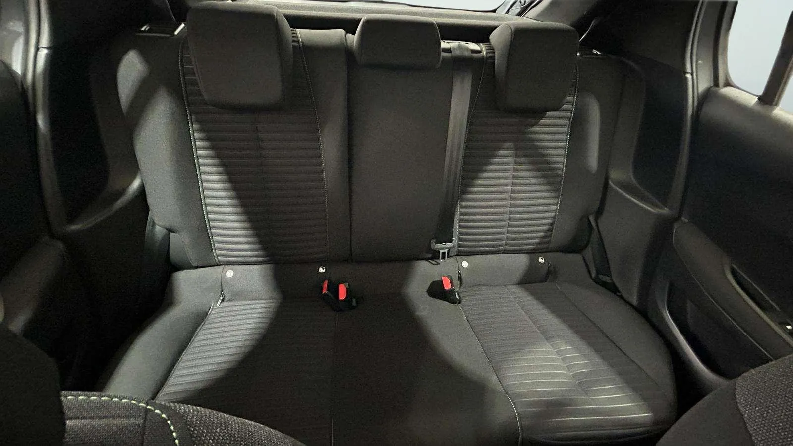 Peugeot 208 Active PureTech 100 - foto 17