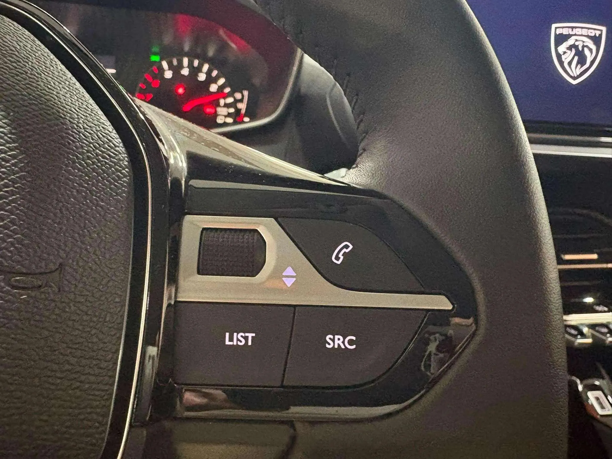 Peugeot 208 Active PureTech 100 - foto 16