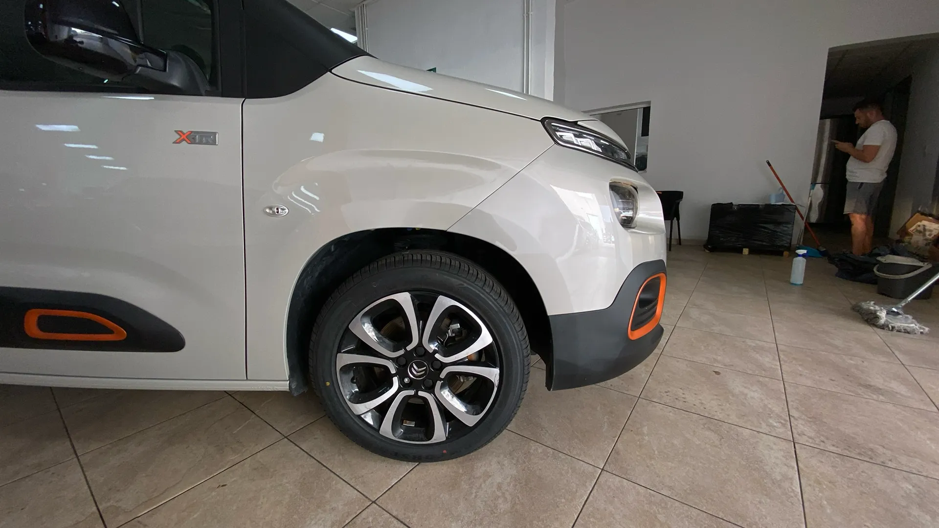 Citroën Berlingo Talla XL BlueHDi 100 Feel - foto 14