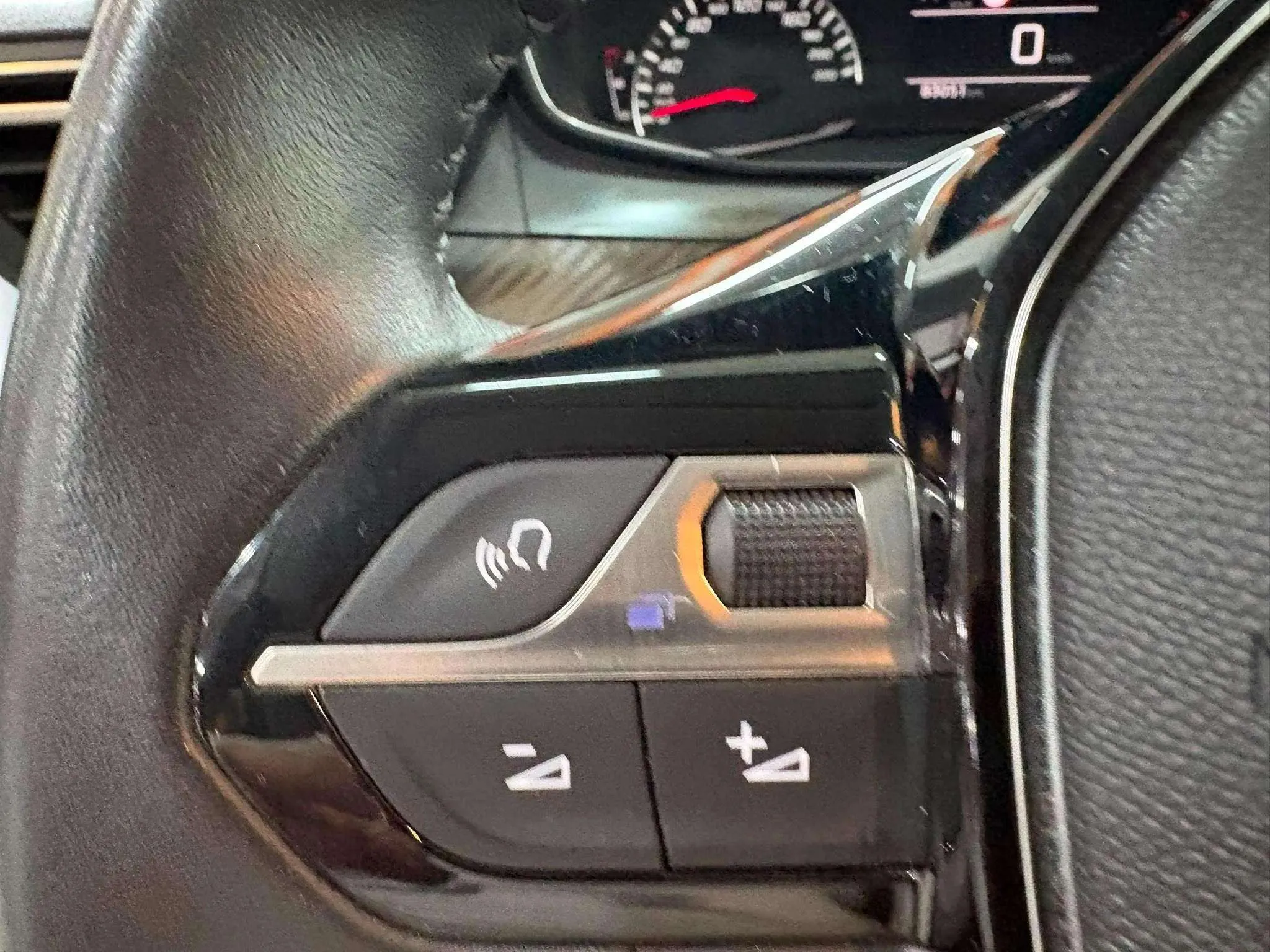 Peugeot 208 Active PureTech 100 - foto 16