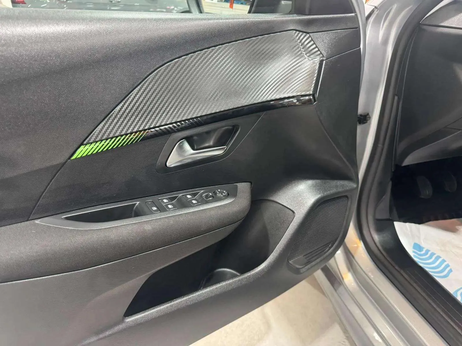 Peugeot 208 Active PureTech 100 - foto 19