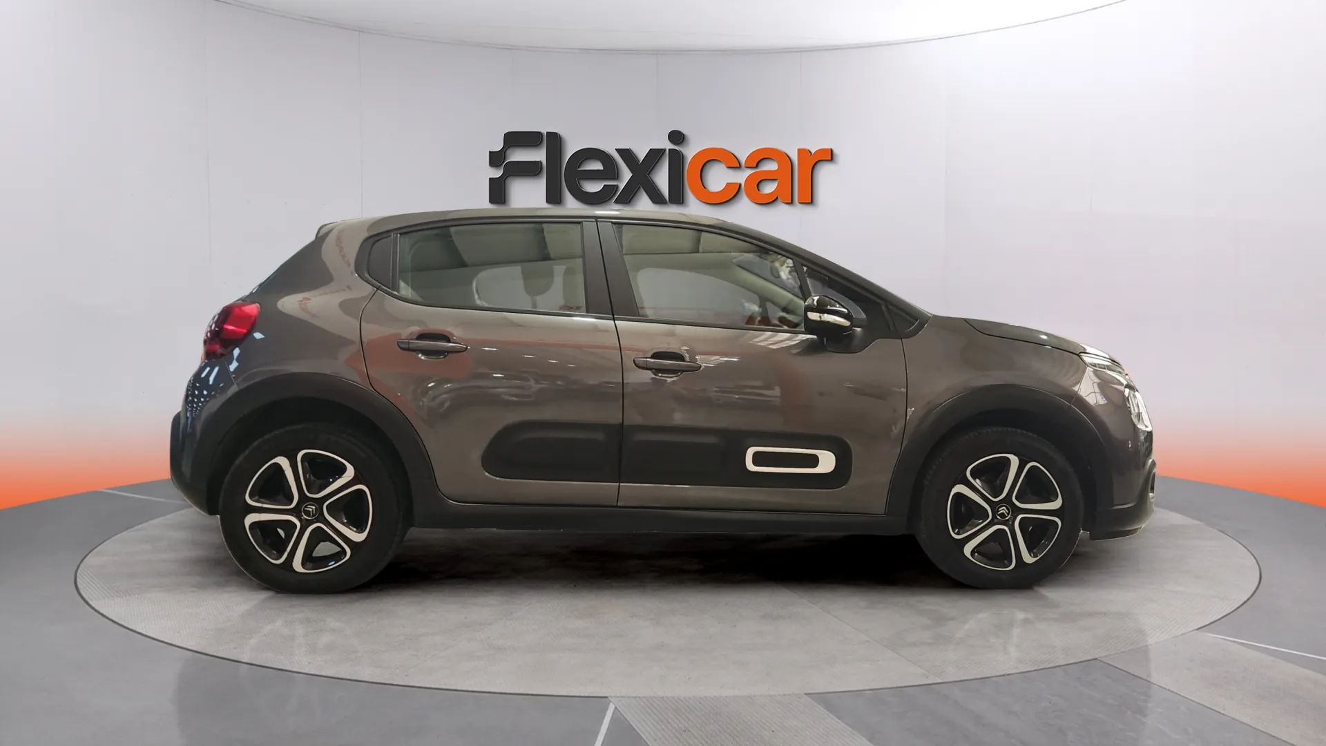 Citroën C3 PureTech Plus - foto 8