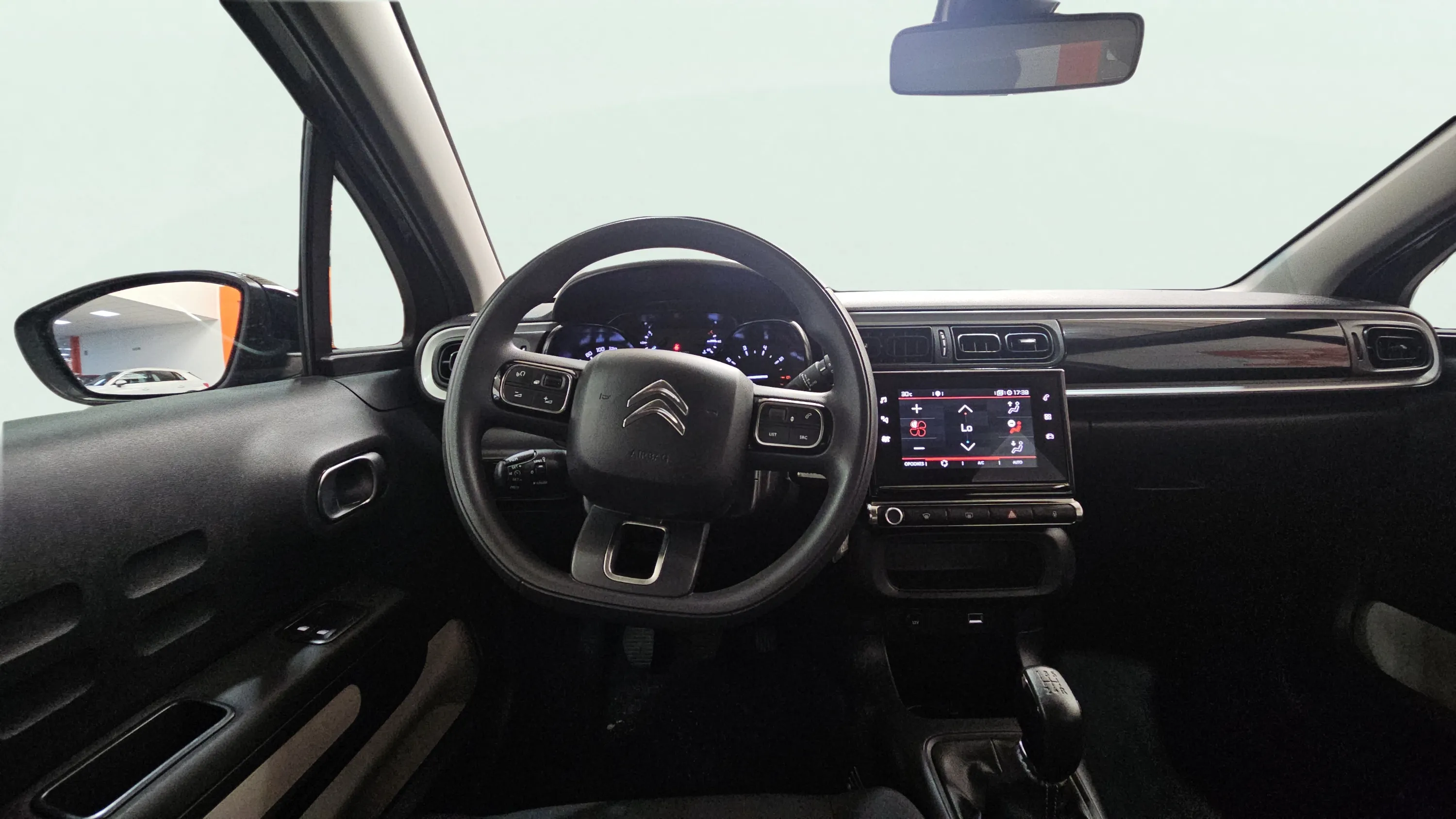 Citroën C3 PureTech Plus - foto 11
