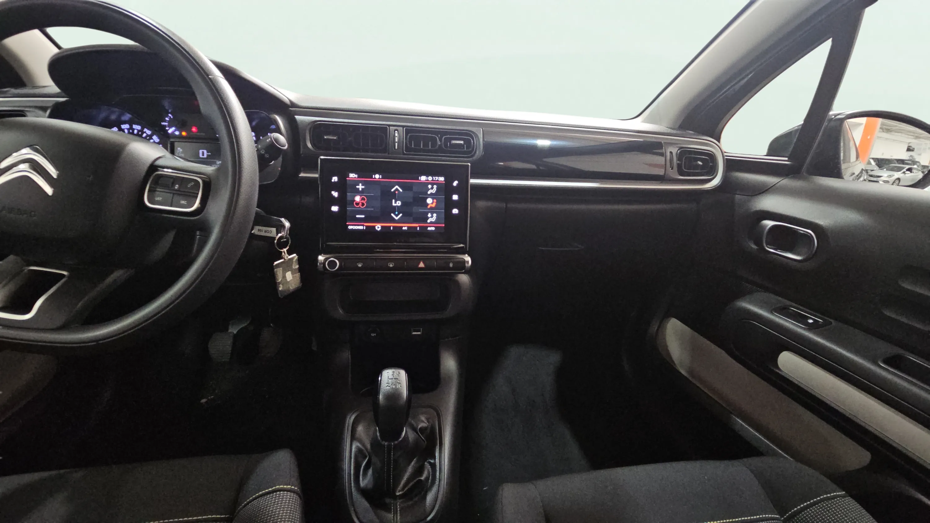 Citroën C3 PureTech Plus - foto 10