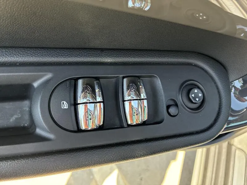 MINI Countryman S E ALL4 - foto 24