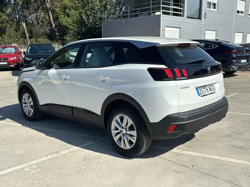 Peugeot 3008 1.5 BlueHDi Pack - foto 4