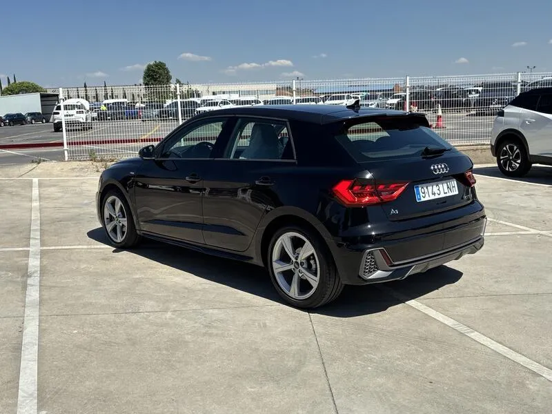 Audi A1 30 TFSI S line Sportback - foto 4