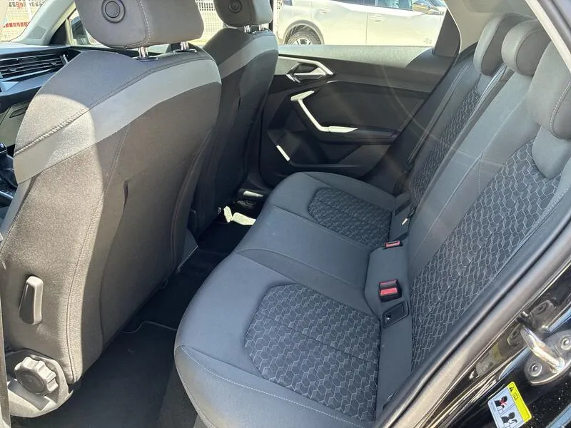 Audi A1 30 TFSI S line Sportback - foto 22