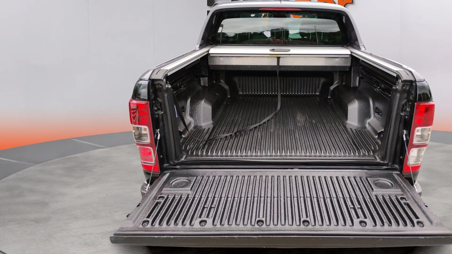 Ford Ranger 2.0 TDCi 4x4 Dob Cab Wildtrack - foto 16