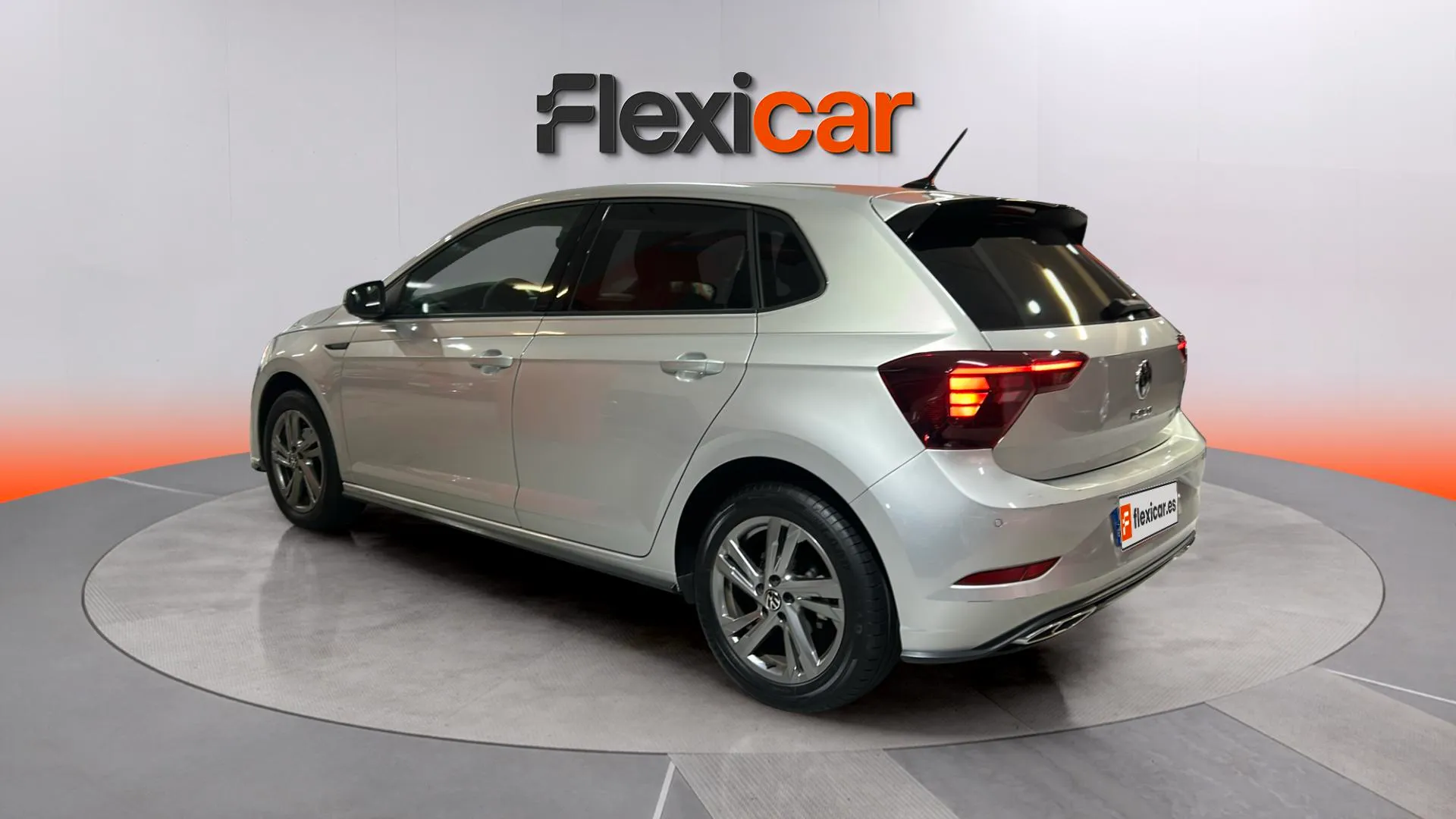 Volkswagen Polo R-Line 1.0 TSI DSG - foto 5