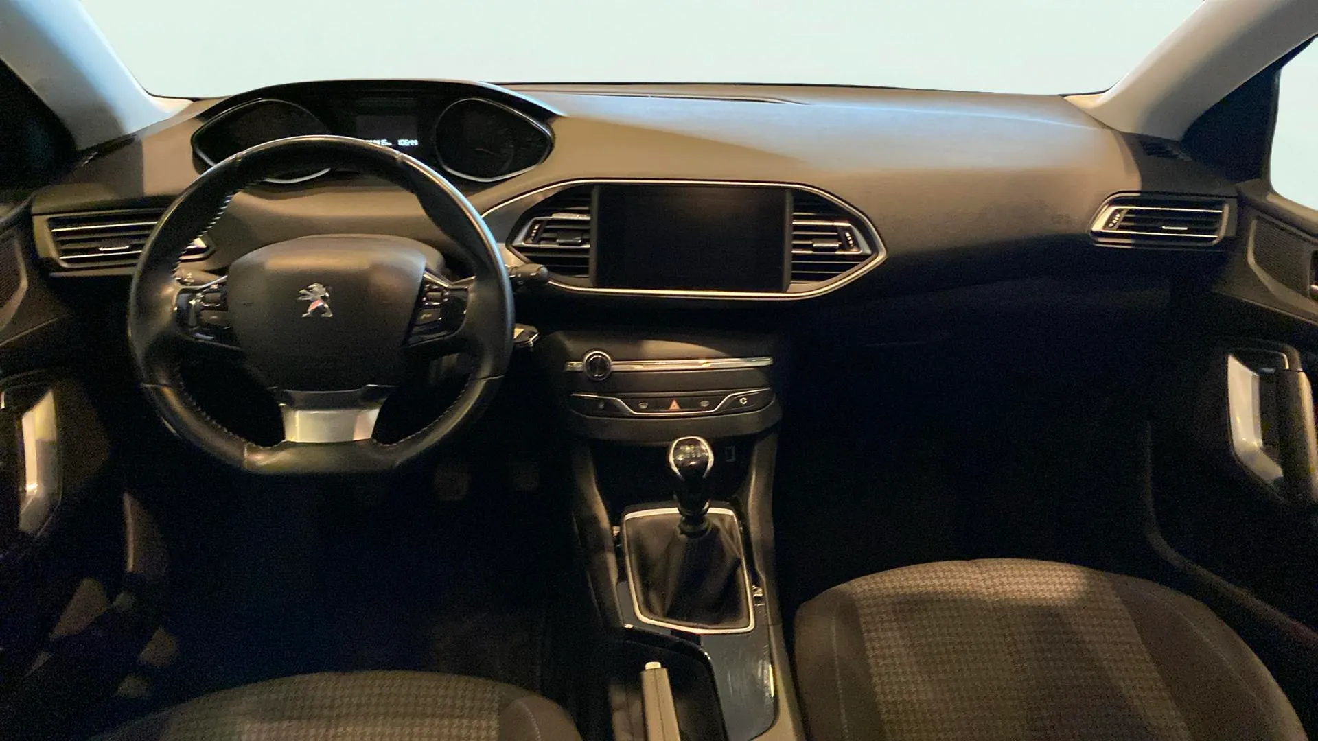 Peugeot 308 SW Style PureTech 130 - foto 18