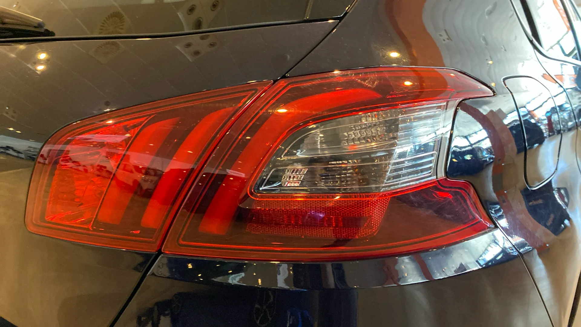 Peugeot 308 SW Active Pack PureTech 130 - foto 28