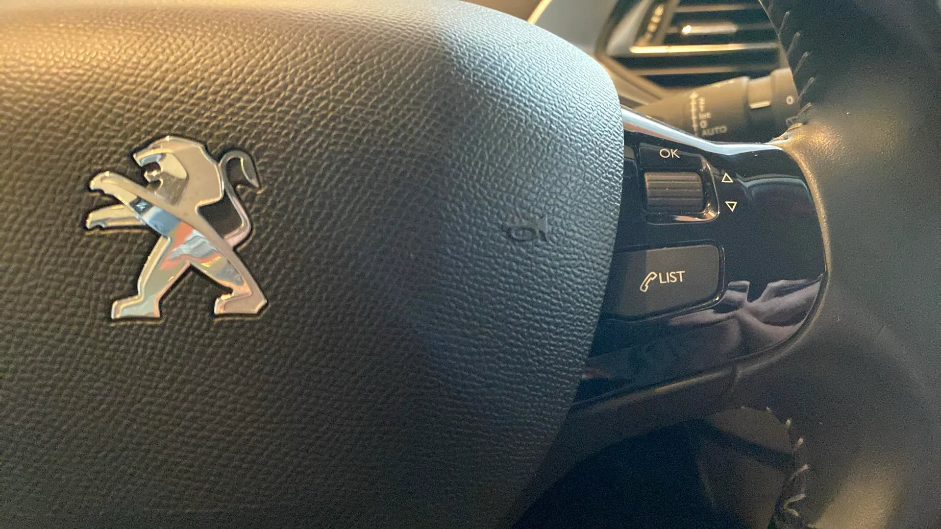Peugeot 308 SW Active Pack PureTech 130 - foto 13
