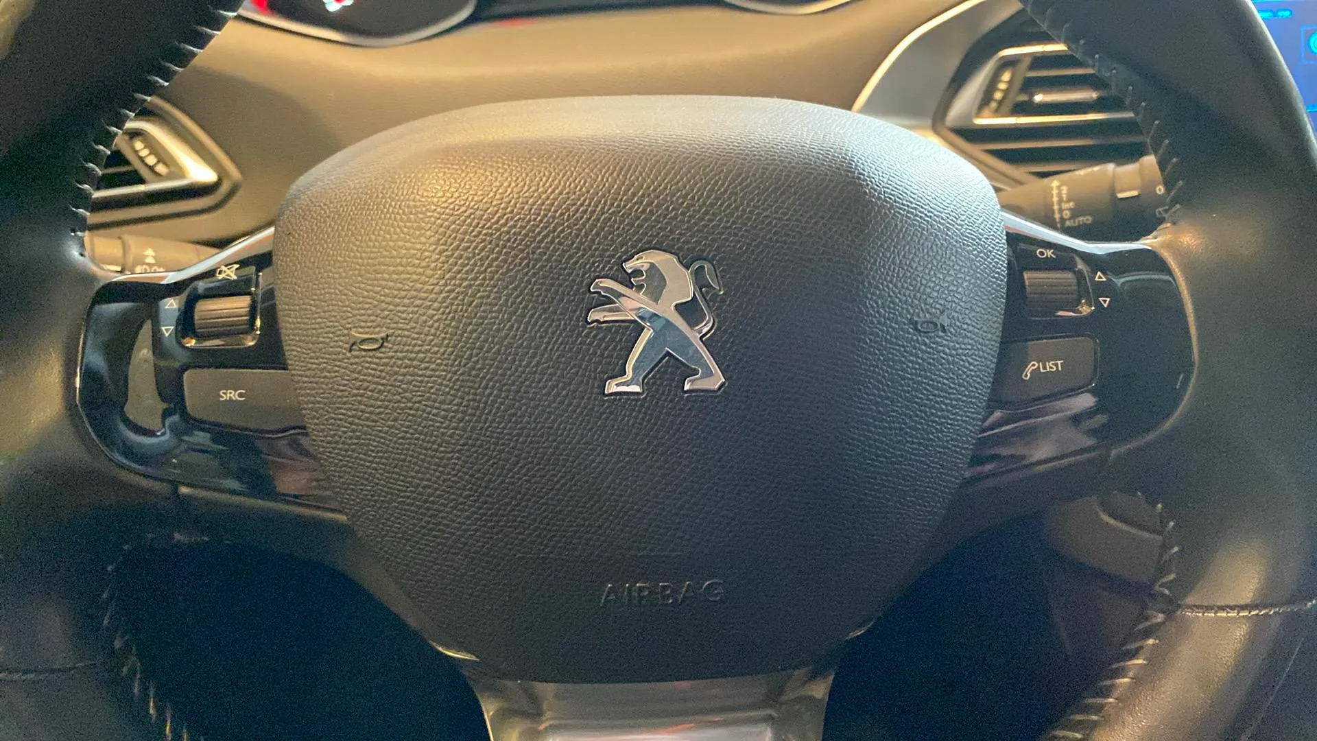 Peugeot 308 SW Active Pack PureTech 130 - foto 12
