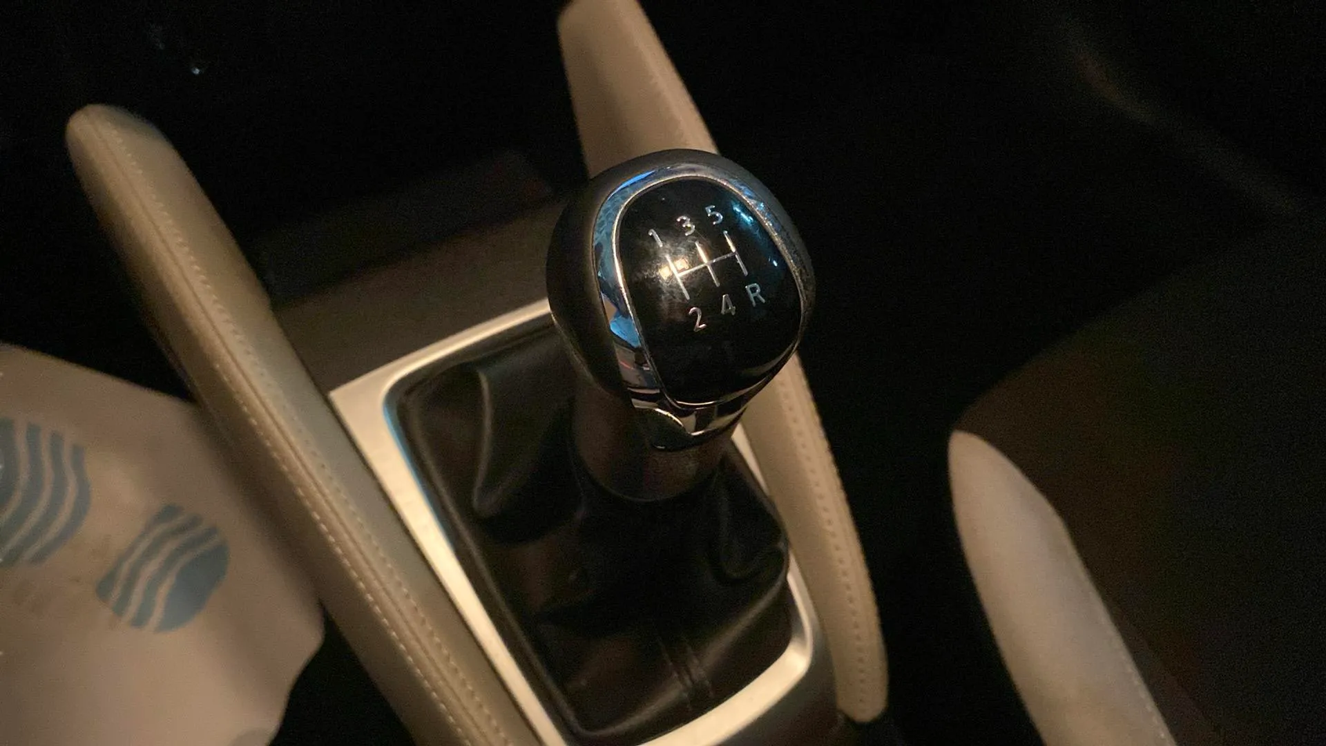 Nissan Micra IG-T Acenta - foto 24