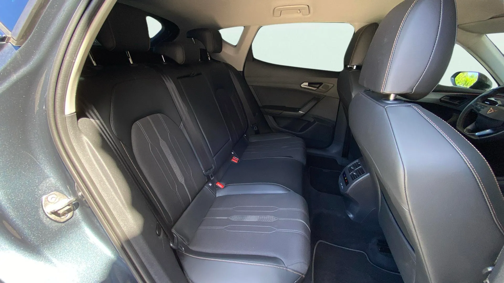 Cupra Formentor 1.5 TSI - foto 14