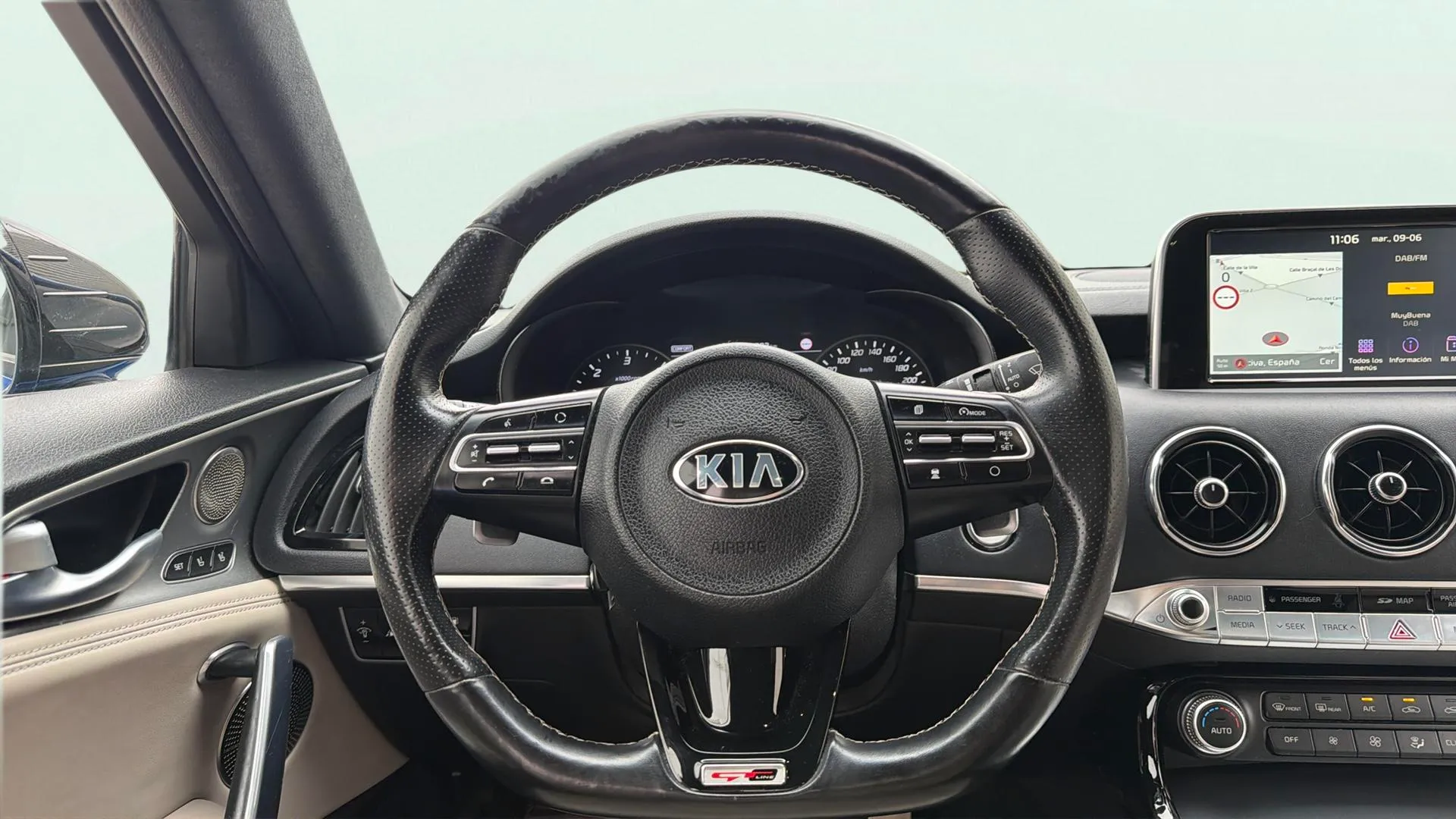 Kia Stinger 2.2 CRDi GT Line 4x2 - foto 8