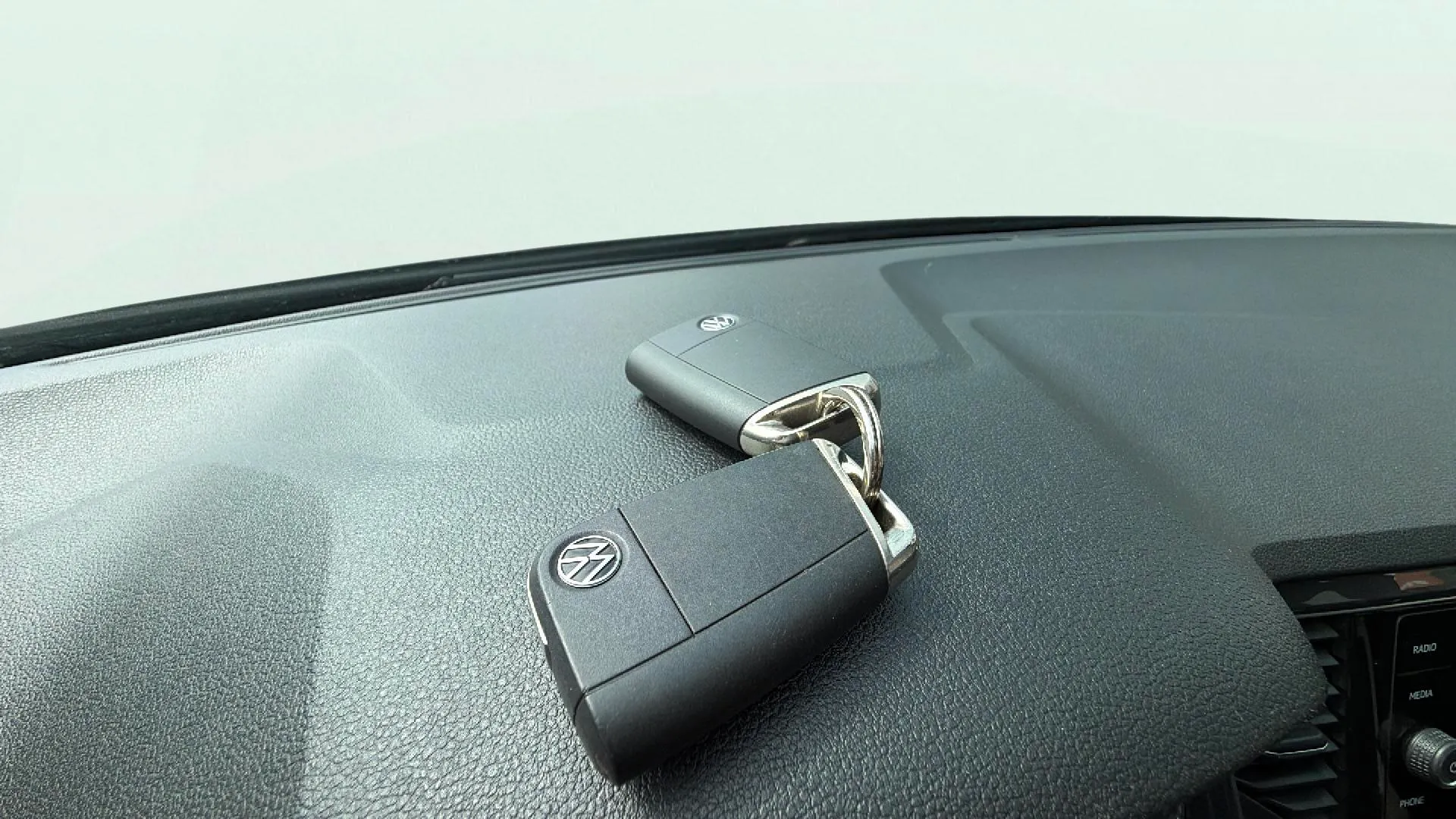 Volkswagen T-Roc Sport 2.0 TDI DSG - foto 40