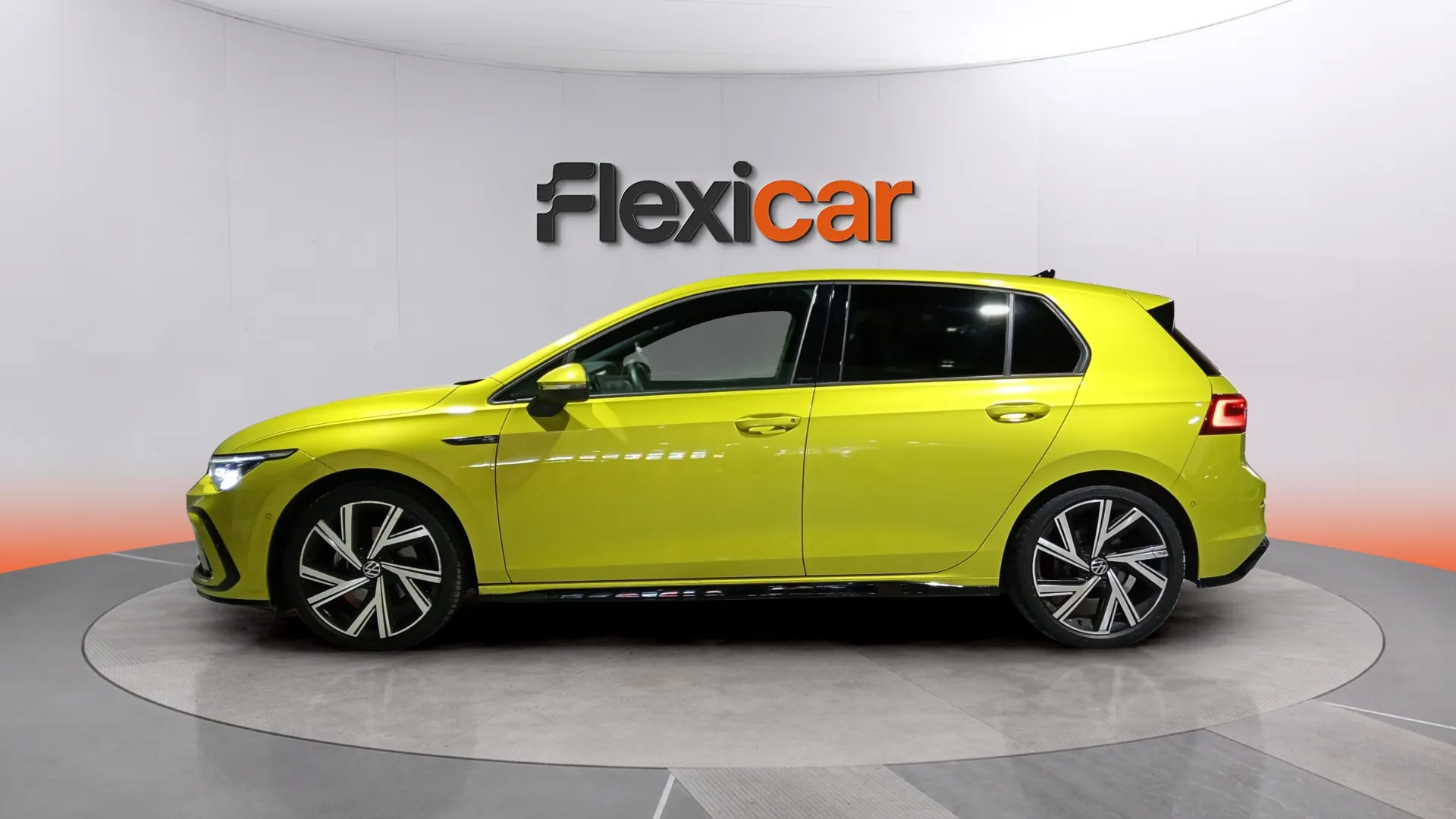 Volkswagen Golf R-Line 2.0 TDI DSG - foto 4