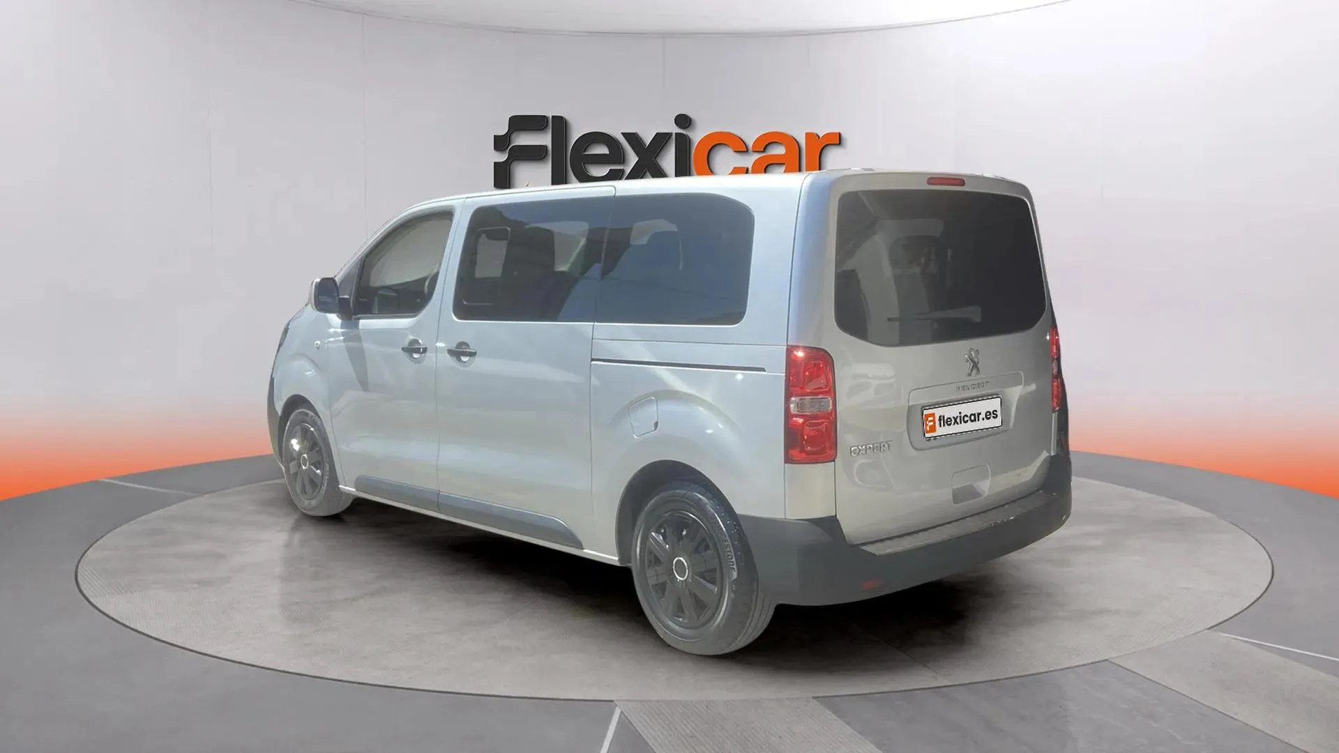 Peugeot Traveller Active BlueHDi Long - foto 4