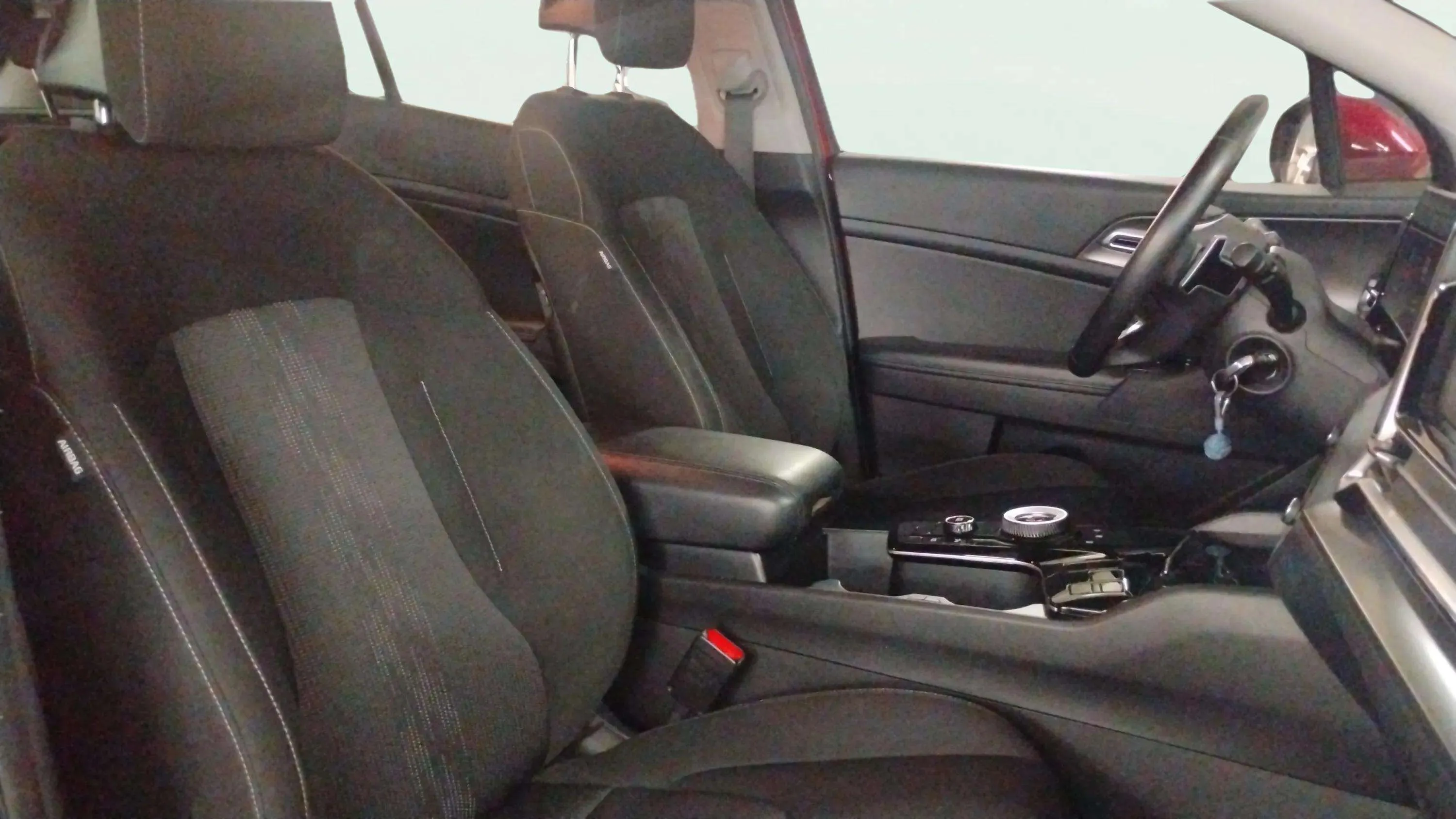 Kia Sportage 1.6 T-GDi HEV Drive 4x2 - foto 26