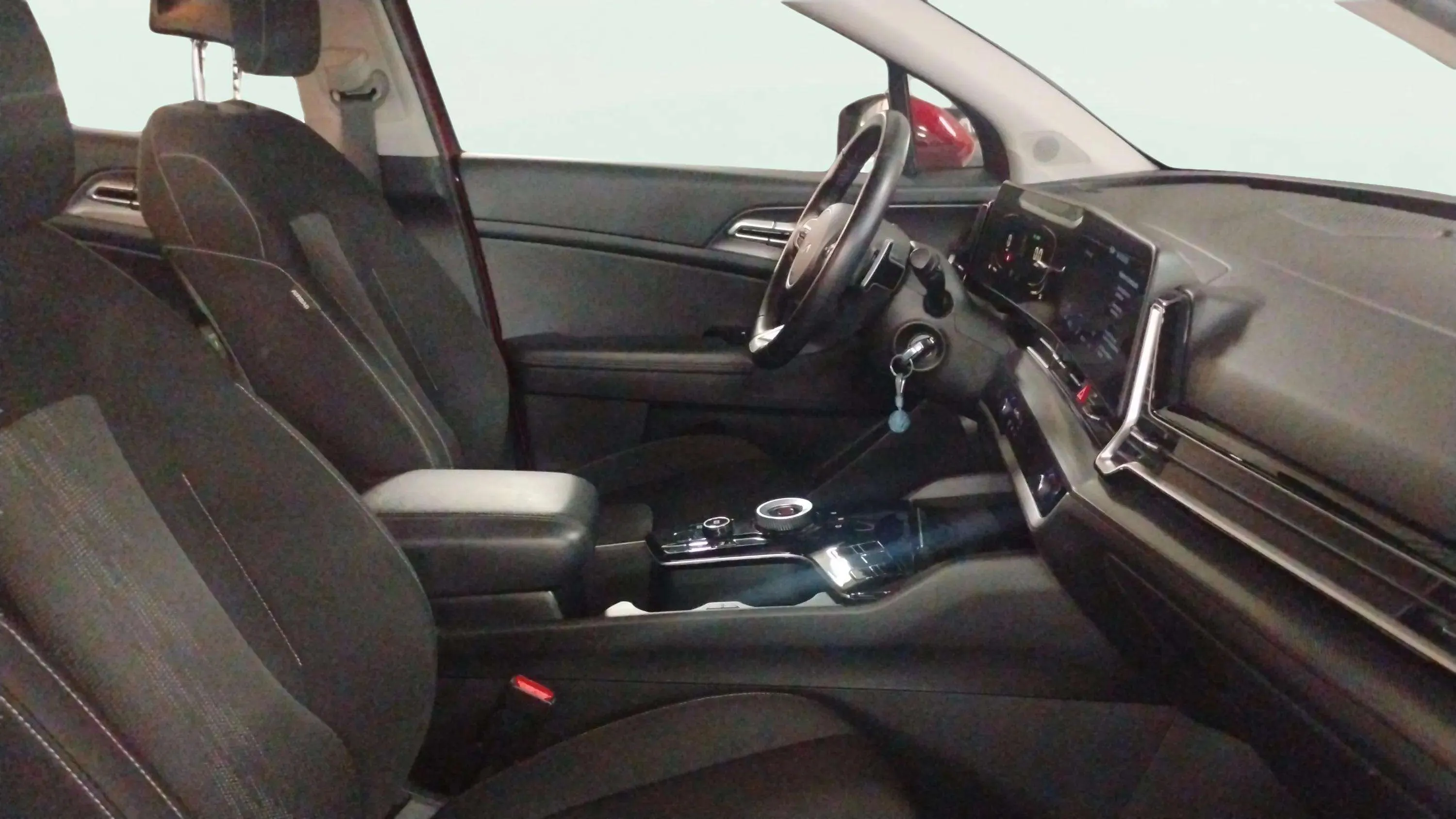 Kia Sportage 1.6 T-GDi HEV Drive 4x2 - foto 25