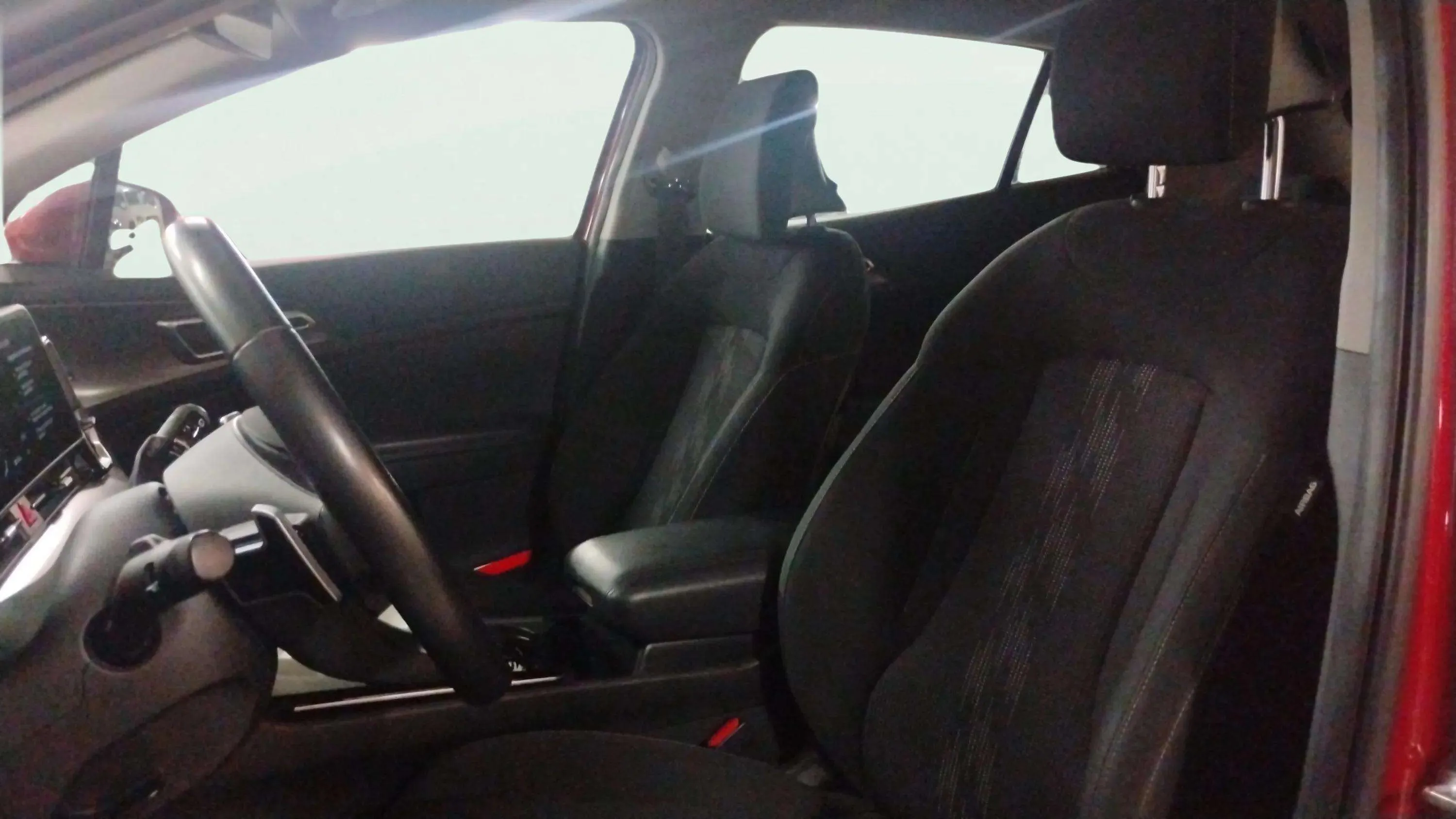 Kia Sportage 1.6 T-GDi HEV Drive 4x2 - foto 16