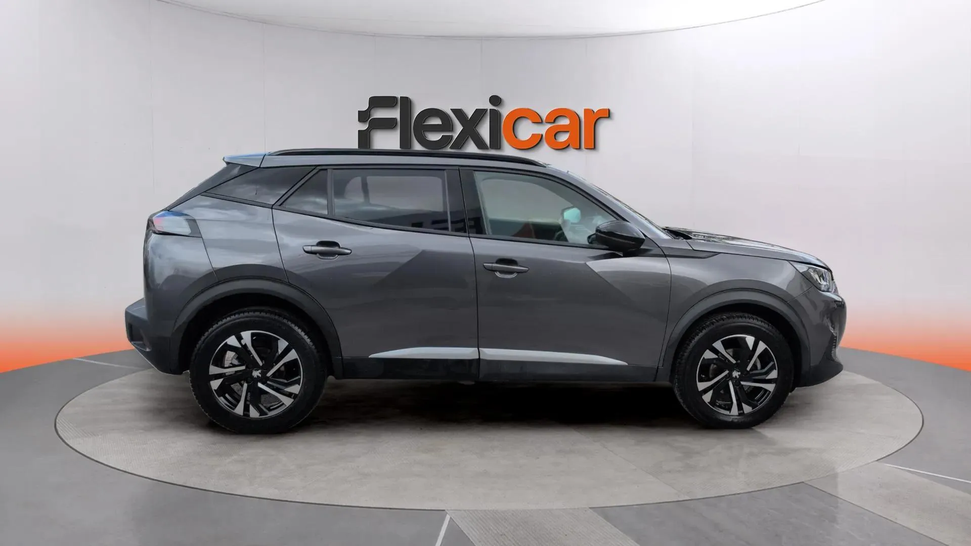 Peugeot 2008 Allure Pack PureTech 130 - foto 8